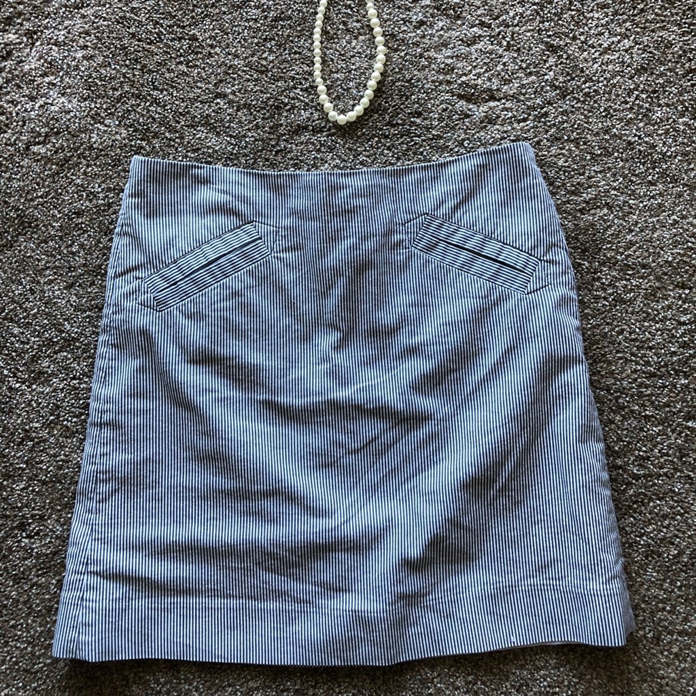 Grace gray and white striped skirt Size 6